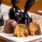 Bombones de chocolate rellenos de turrón