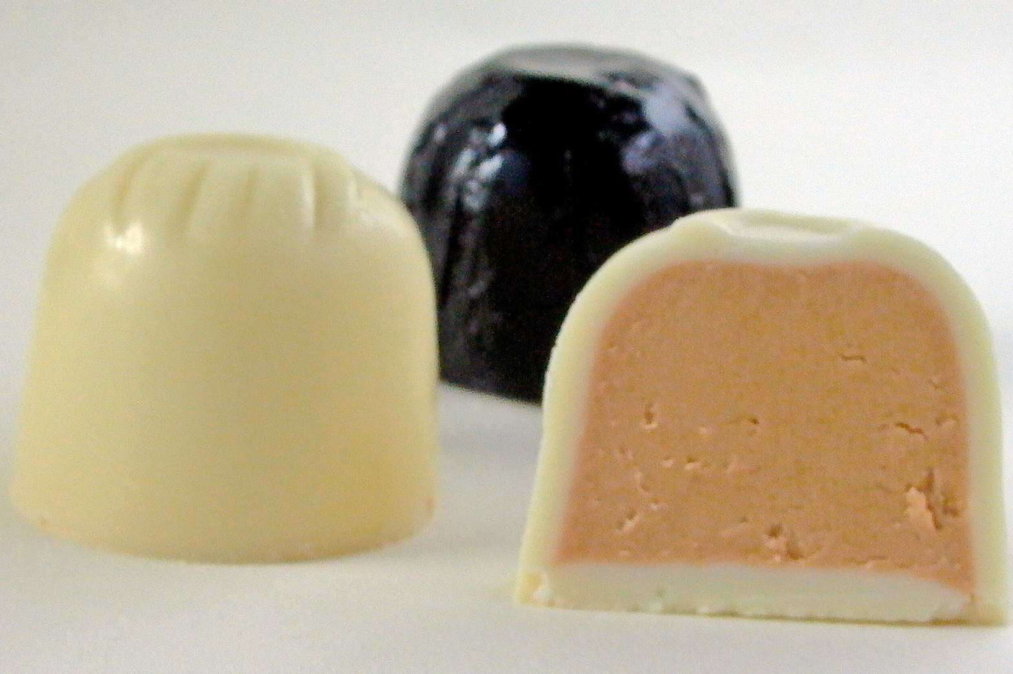 Bombones de Chocolate rellenos de turrón 150g