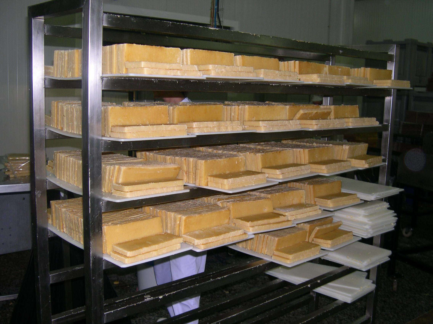 Caja de 12 unidades de Turrón de Yema Tostada Pico 200 grs