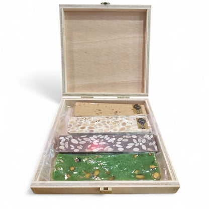 Estuche madera de 4 miniturrones de 100g