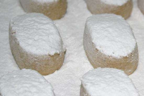 Polvorones de Almendra Granulados, 500g aprox 15-16 unidades