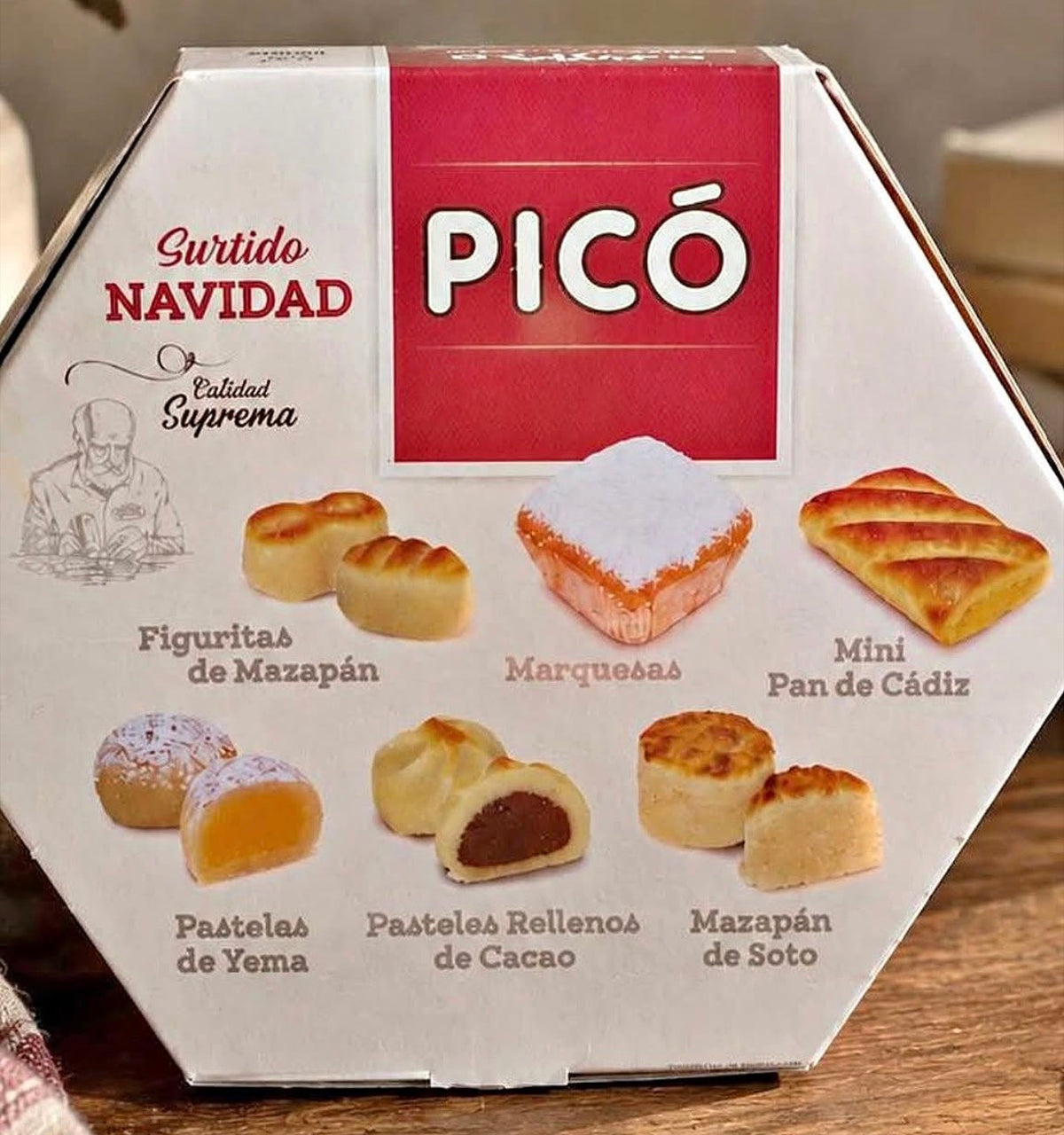 Surtido de Navidad Turrones Picó 300 g: caja hexagonal de 12 mazapanes y dulces tradicionales