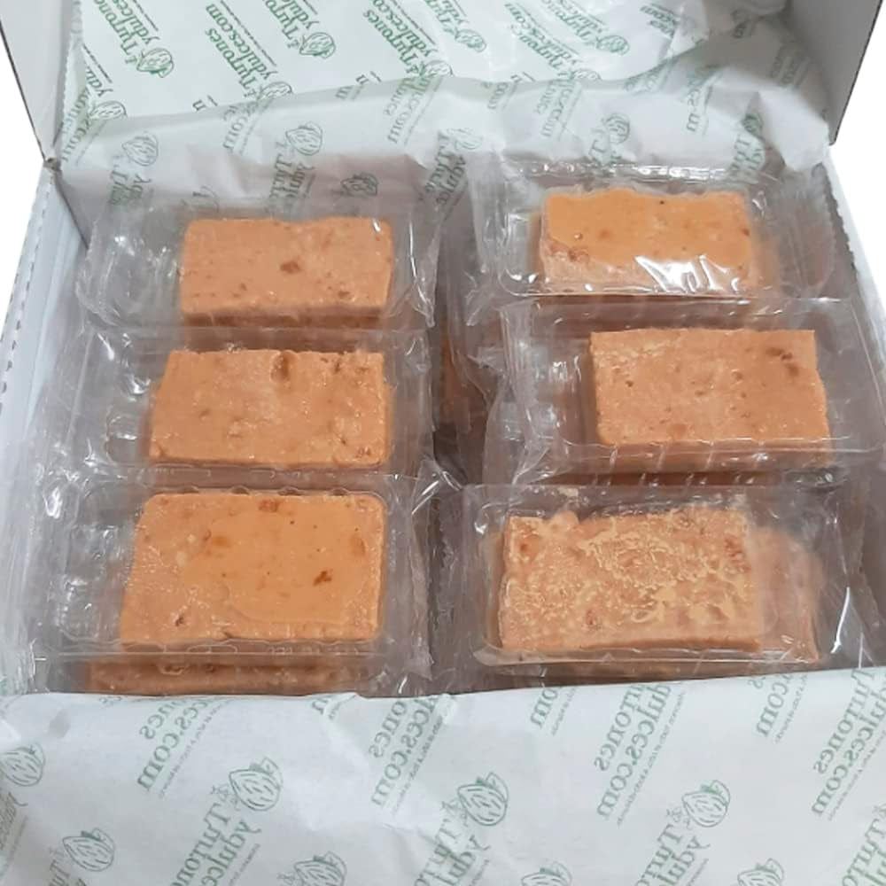 Porciones de Turrón Blando (Jijona)  y Duro (Alicante) en cajas a granel - Caja de 1,5kg  (60 unidades aprox)